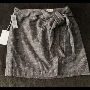 Wilfred front wrap skirt